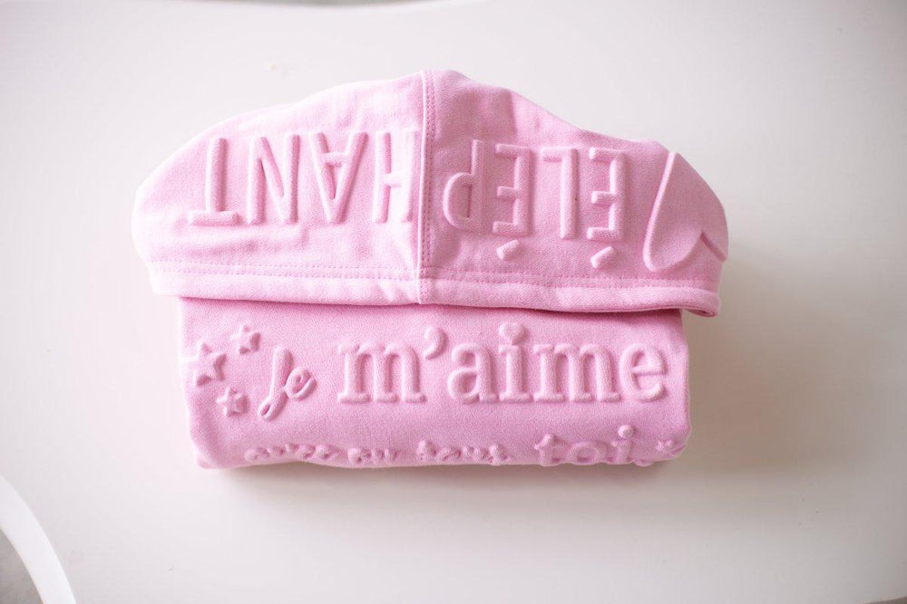 L'amour de soi à l'approche du temps des fêtes : Un cadeau précieux à s'offrir - Coeur Elephant Clothing