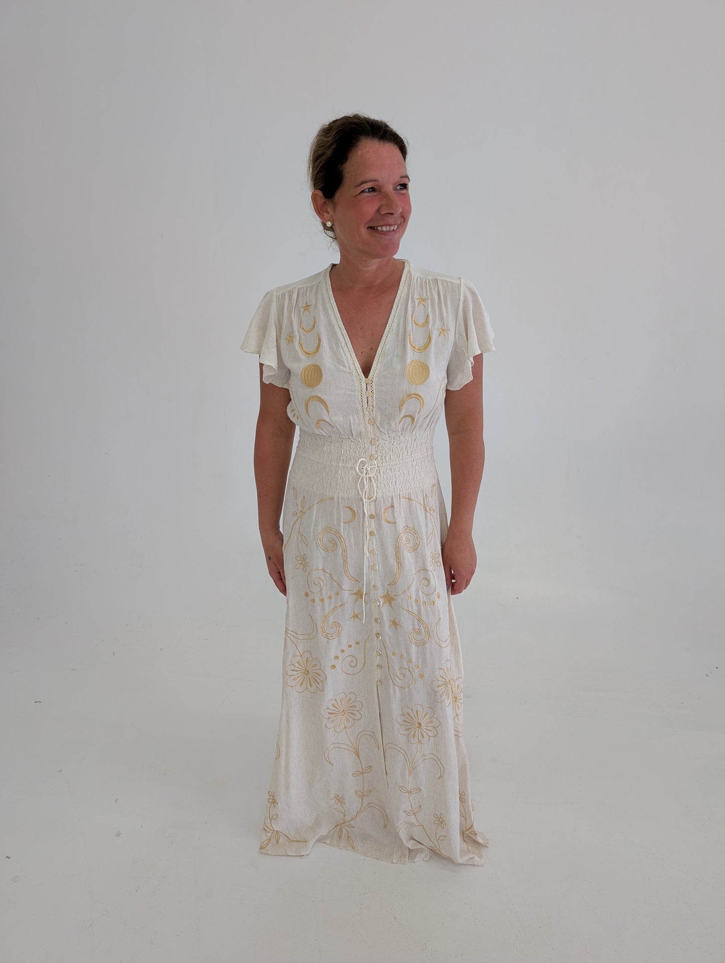 
                  
                    ROBE LUNAIRE
                  
                