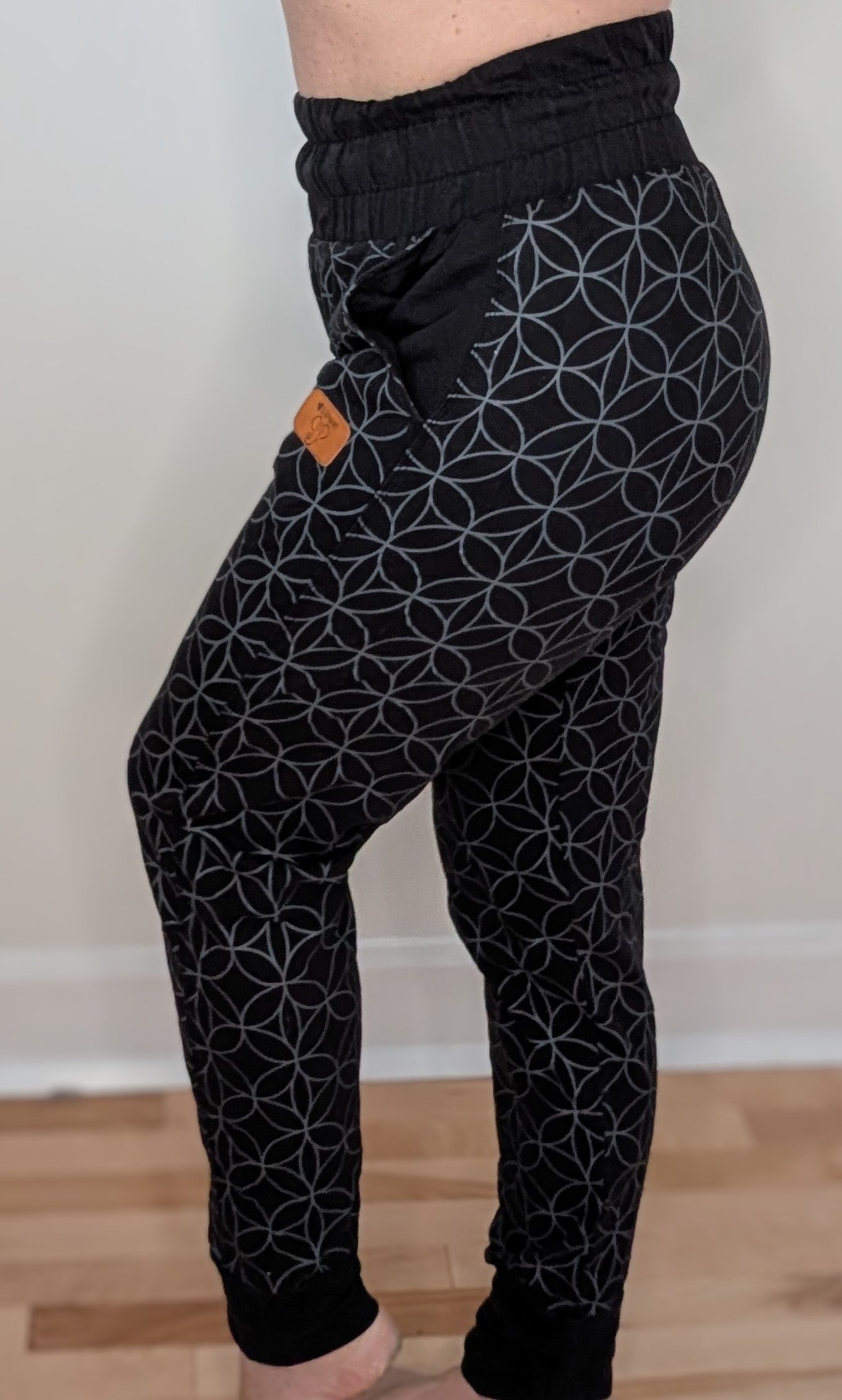 
                  
                    BOHÈME ESSENTIEL – Confort fluide, style assumé
                  
                