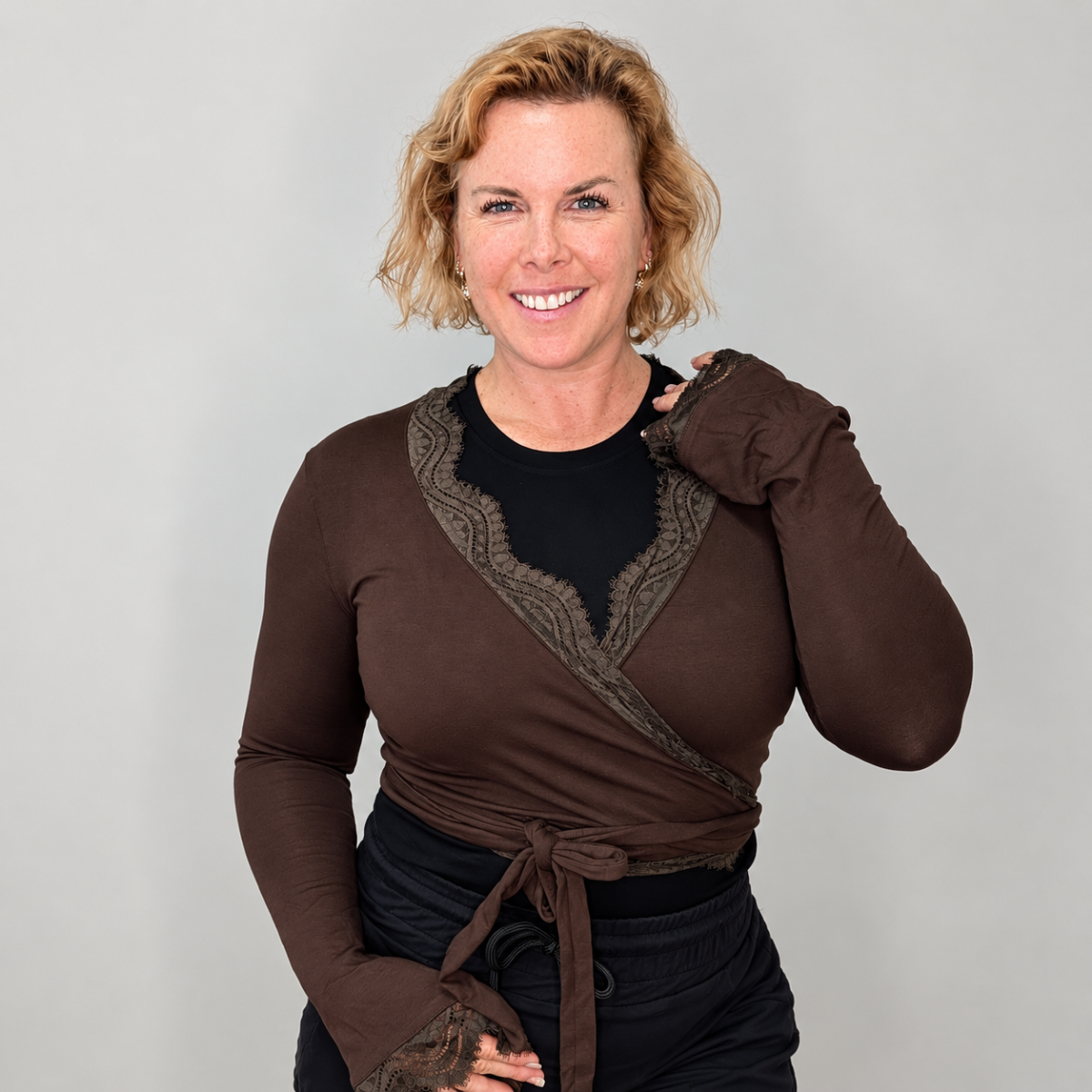 
                  
                    cache coeur viscose elasthane design quebec vetement top haut femme ultra chic et parfait pour toutes occasions
                  
                